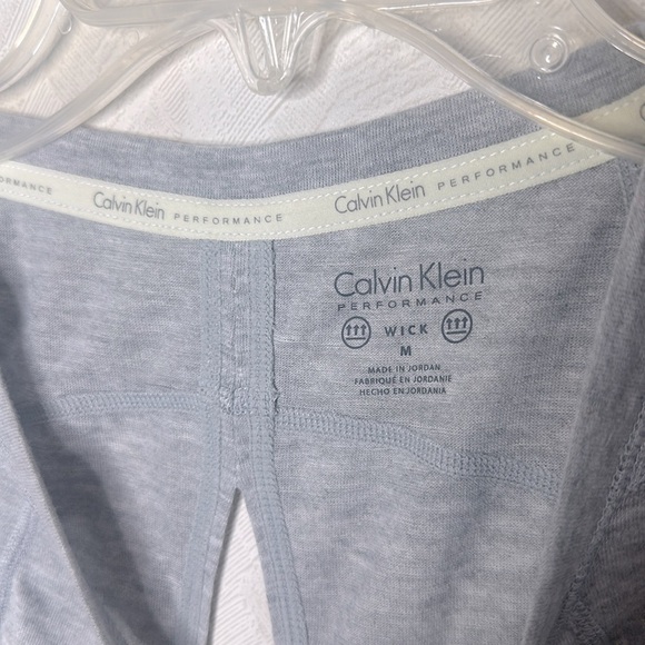🆕 CALVIN KLEIN Women's Performance Open Back Cropped Training Tank Top size M - Picture 5 of 8